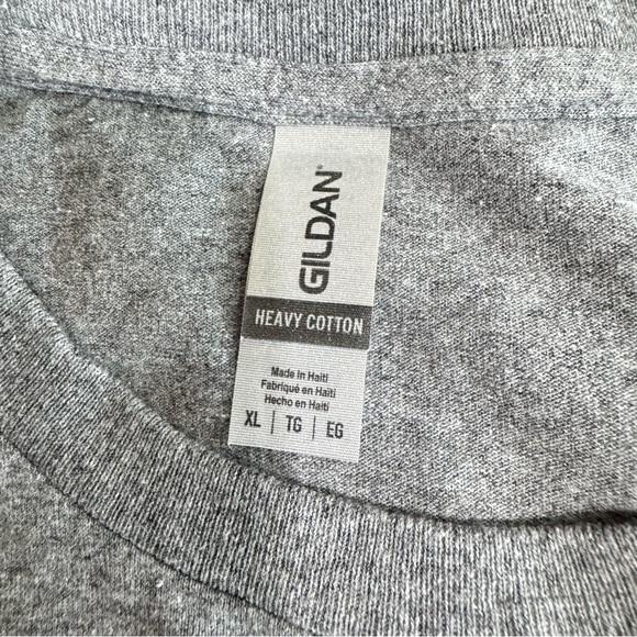 Gildan Unisex TAMCC Islanders Make a Difference Heather Gray Short Sleeve Tee - Picture 5 of 6